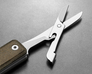 The scissors of The Ellis EDC folding multitool pocket knife.