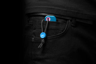 The bead of the Ulu lanyard and bead in Alpine F1 colorways.