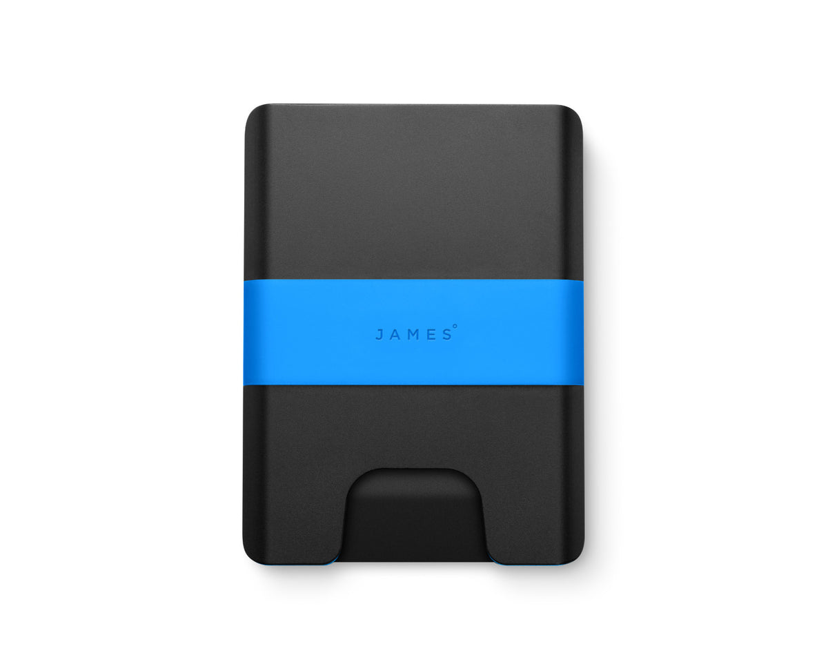 The Lowe minimalist wallet in black and Alpine blue.